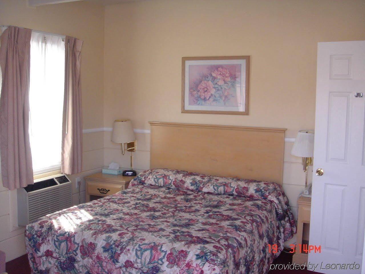 Tri-Valley Inn & Suites Pleasanton Room photo